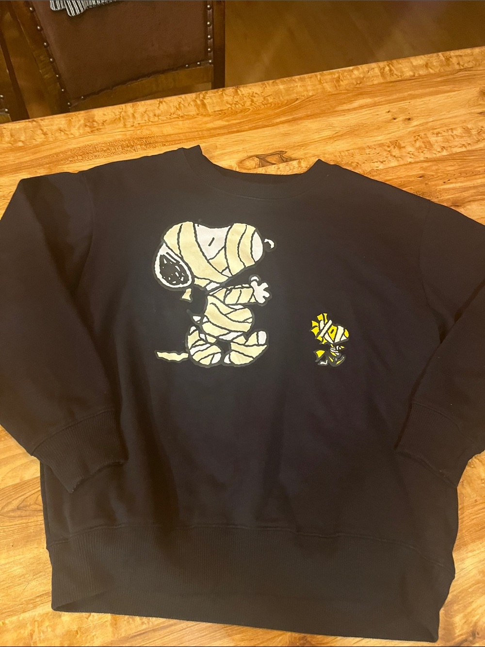 Peanuts women's sweatshirt